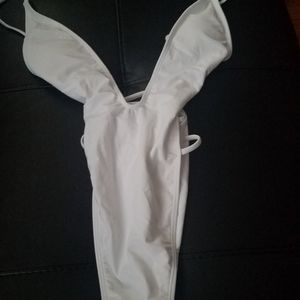 Women 1-piece bathing suit size Small